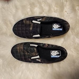 VANS plush shoe/outdoor slipper